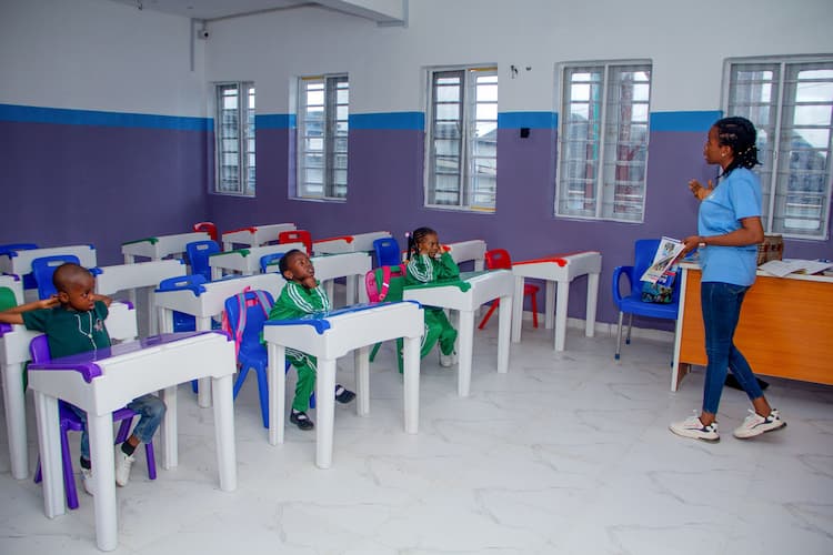 Acad 2